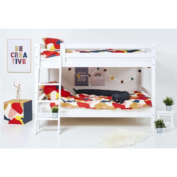 Hoppekids ECO Luxury kerrossänky 120x200 (korkeus 150cm) miljöökuva, viistotikkaat