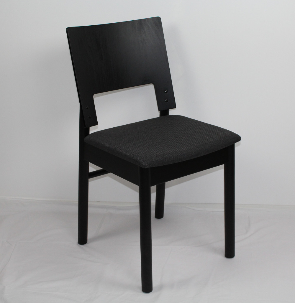 Fax tuoli, musta ja verhoiltu istuin Stark 503 musta