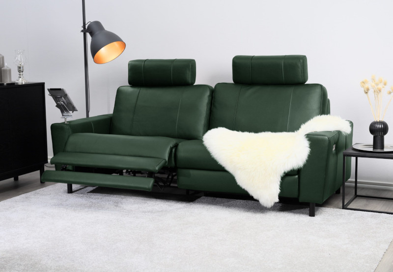 Muru sohva 2 moottorilla 3-istuttava nahka miljöökuva, Natural Fine Bottle Green