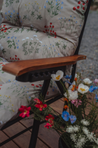 Baden Baden tuoli lähikuva