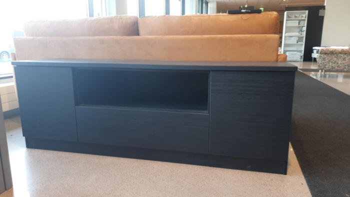 Lilja tv-taso mallikappale