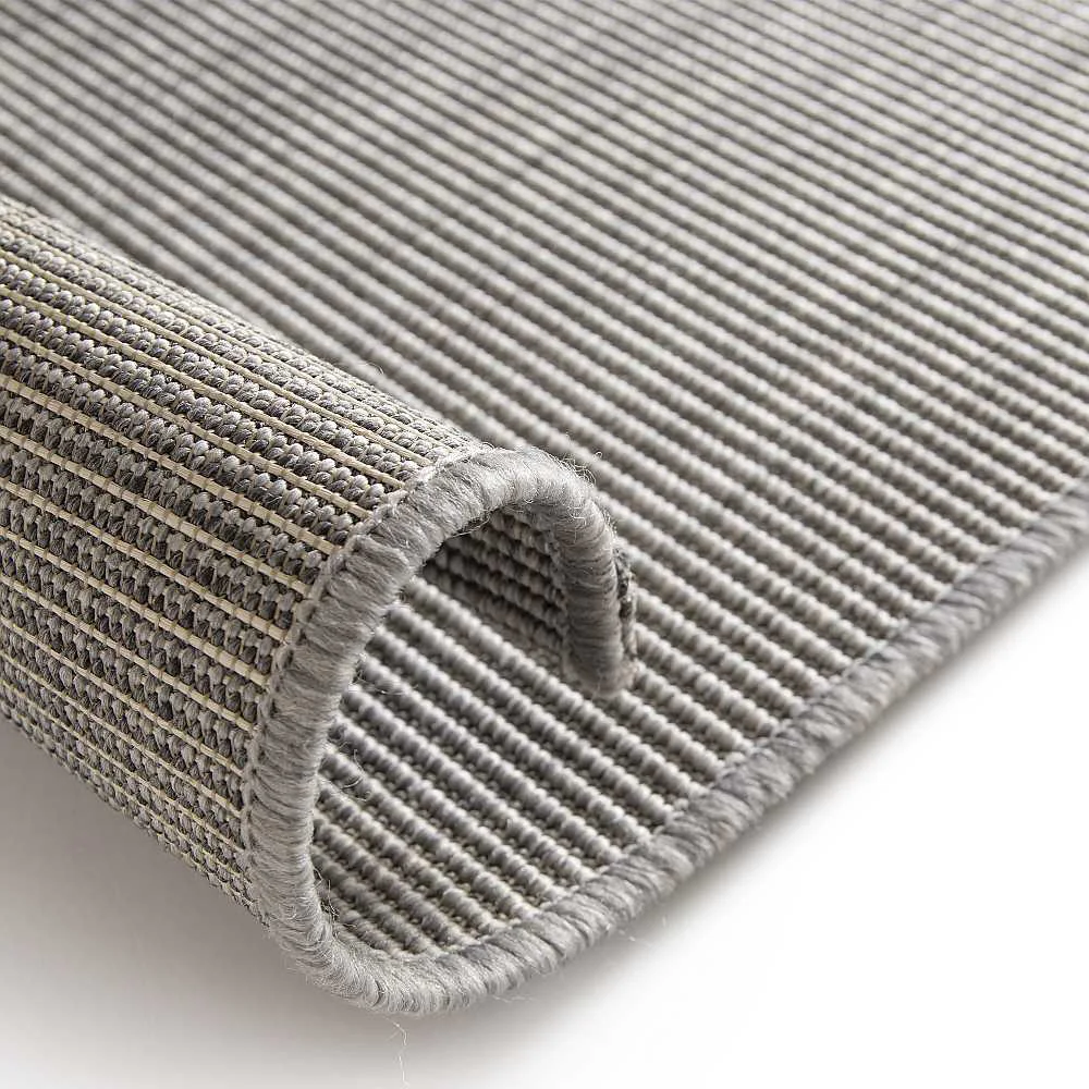 Pilke matto kulmasta, harmaa