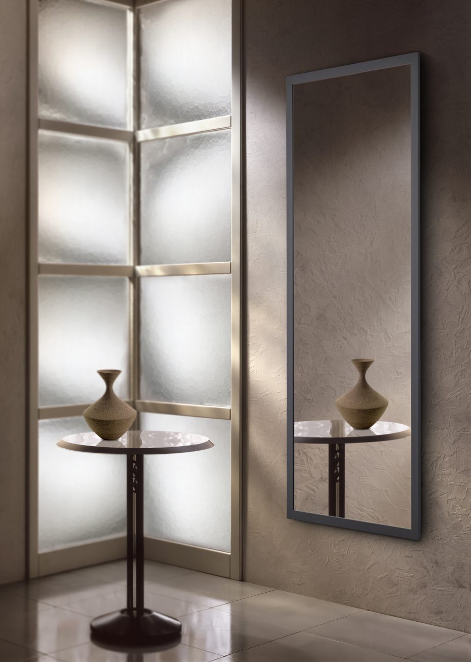 Seinäpeili 66x166 miljöökuva, antrasiitti